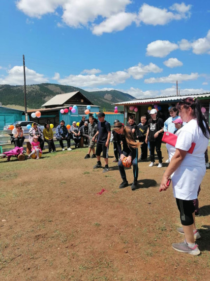 ТОС «Аршан» провели праздник 1 июня, были приглашены учащиеся школы посещающие лагерь с дневным прибыванием..